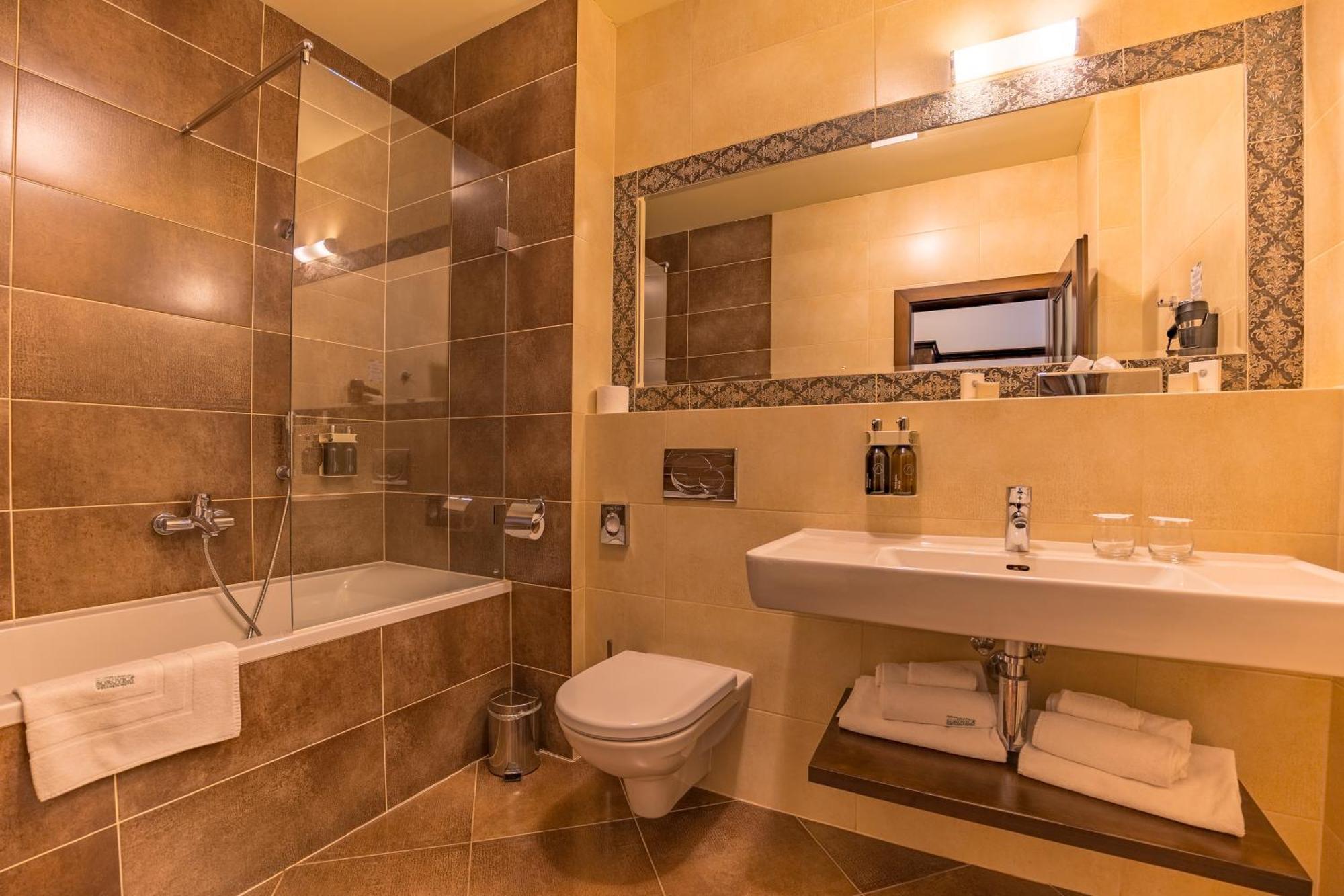 Aplend Wellness Hotel Borovica Strbske Pleso Exterior photo